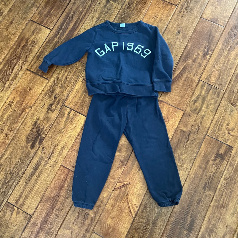 GAP Kids Navy Joggers with Sweatshirt